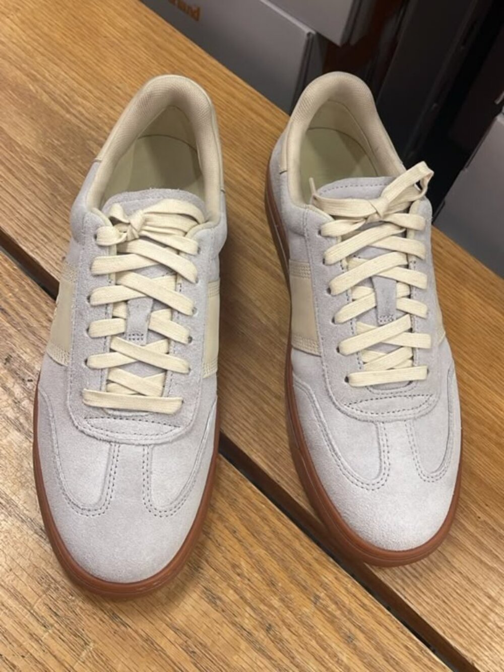 TIMBERLAND MEN'S LISBON STREET LOW LACE SNEAKER LIGHT GREEY SUEDE A43GG-EWG